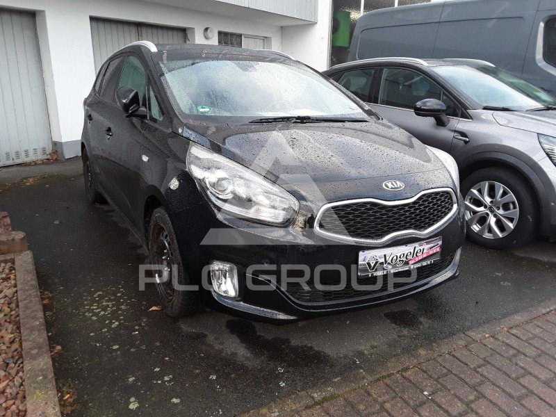 2016 KIA Carens