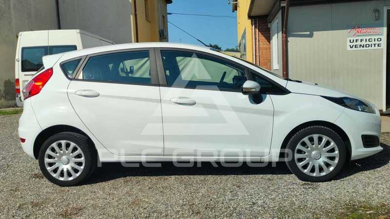 2016 Ford FIESTA