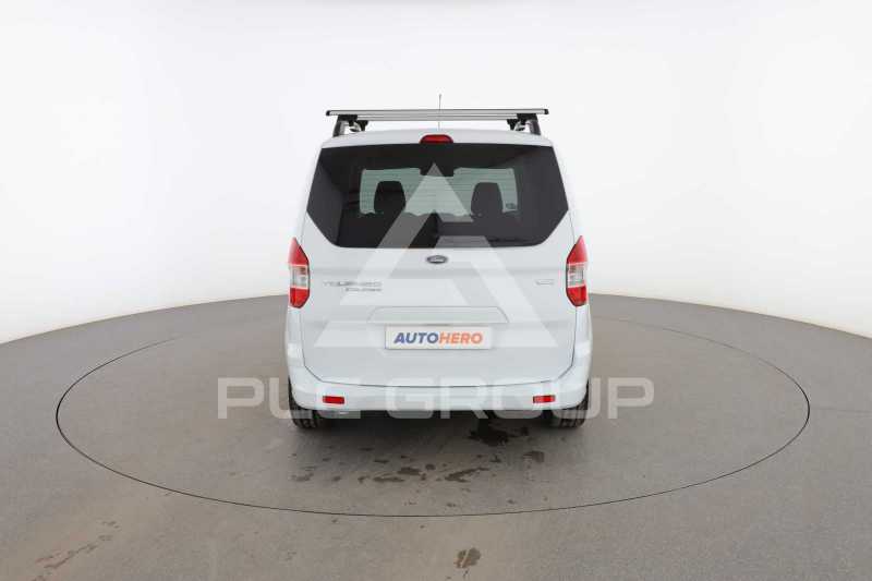 2016 Ford Tourneo