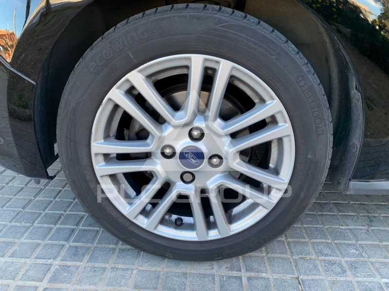 2016 Ford Tourneo