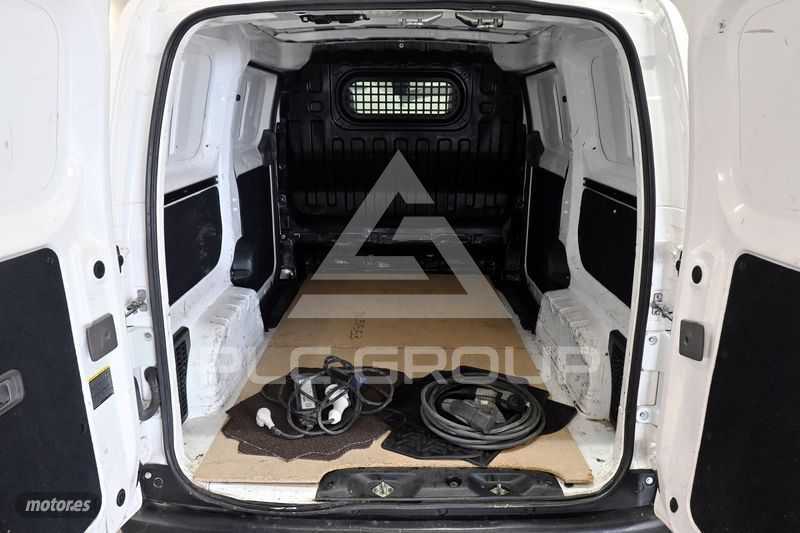 2017 Nissan NV