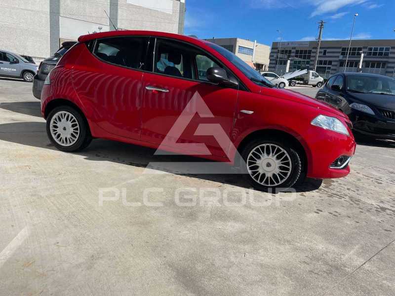 2017 Lancia YPSILON