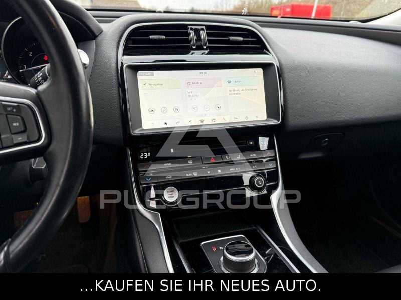 2017 Jaguar XE