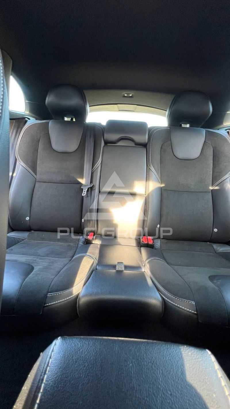 2017 Volvo V40