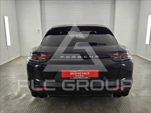 2017 Porsche Panamera
