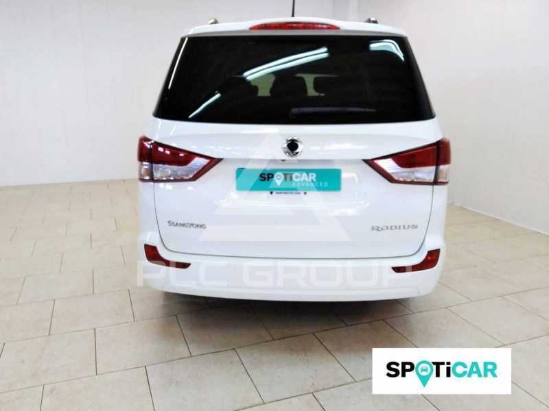 2017 Ssangyong Rodius