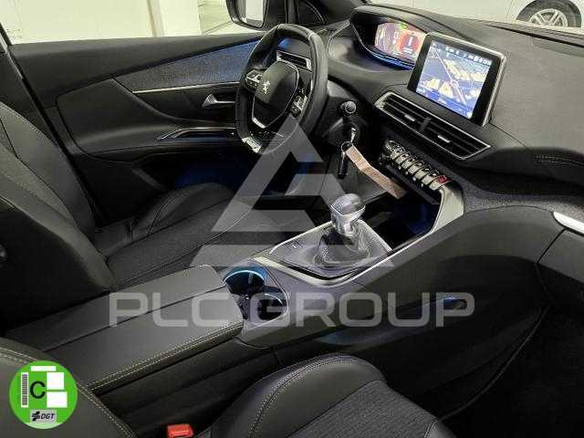 2017 Peugeot 5008