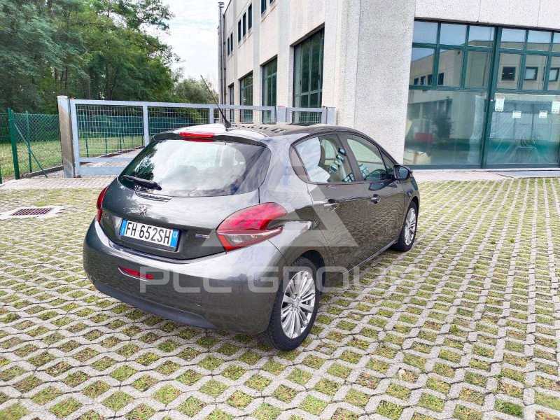 2017 Peugeot 208
