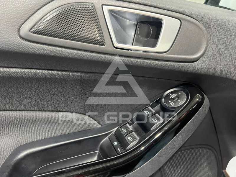 2017 Ford FIESTA