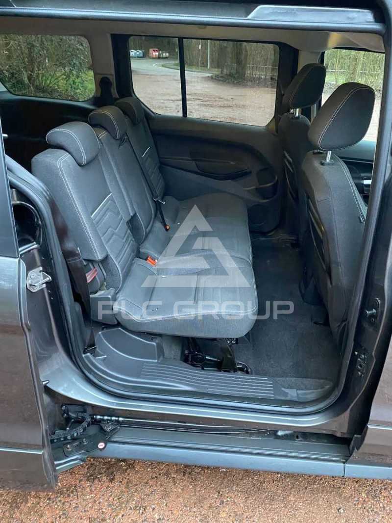 2017 Ford Tourneo