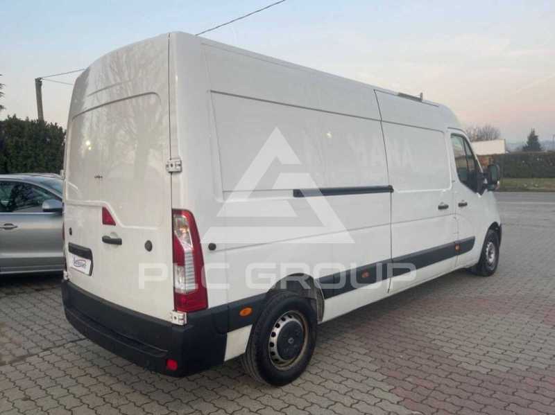 2017 Renault Master