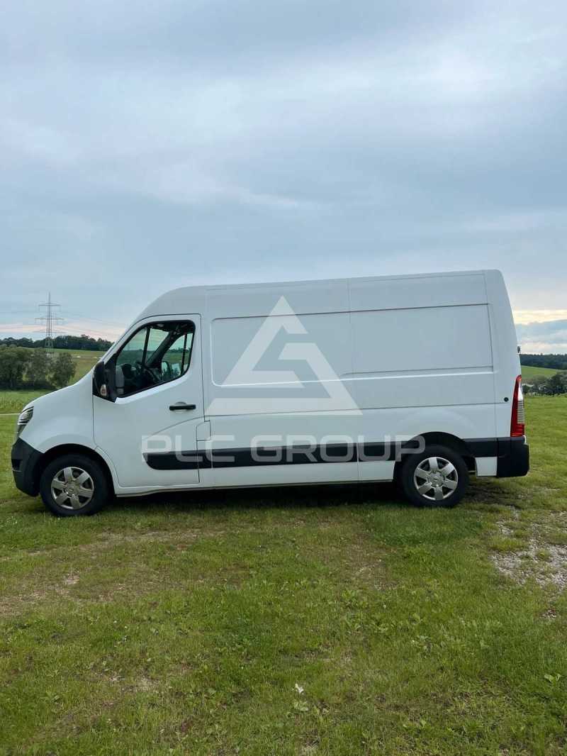 2018 Nissan NV
