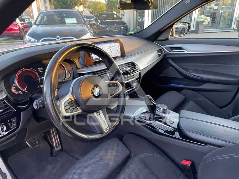 2018 BMW 523