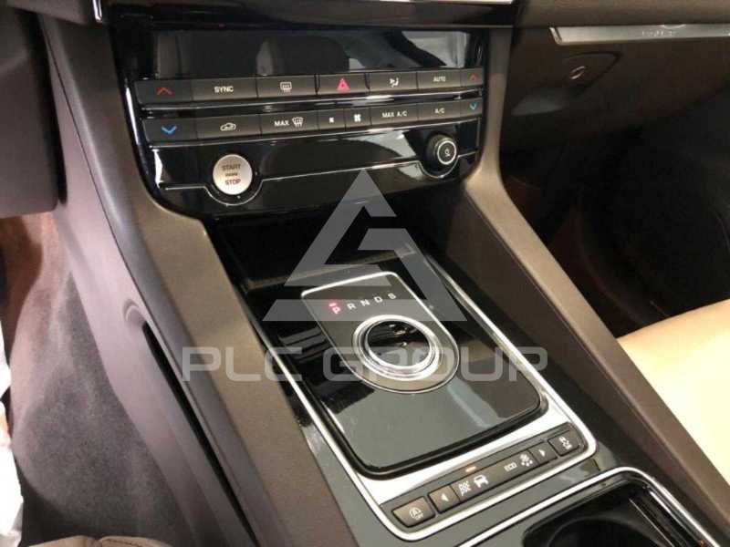 2018 Jaguar F-PACE