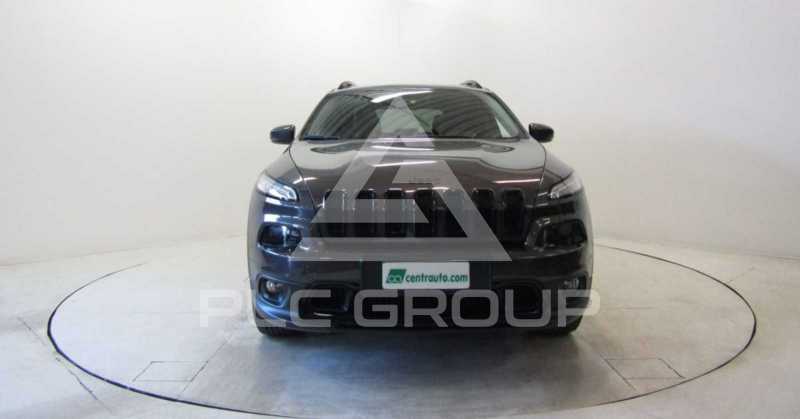2018 Jeep CHEROKEE