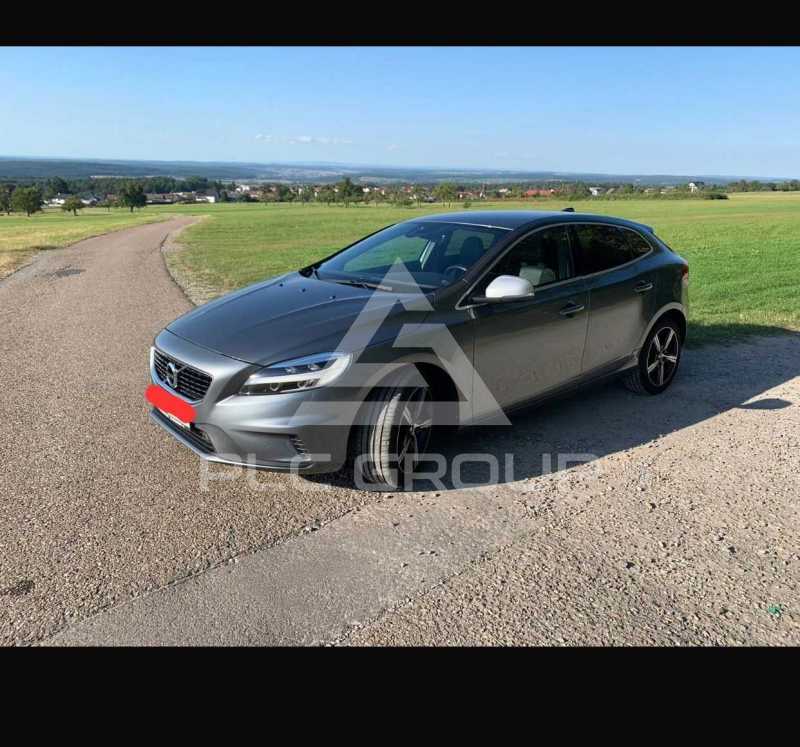2018 Volvo V40