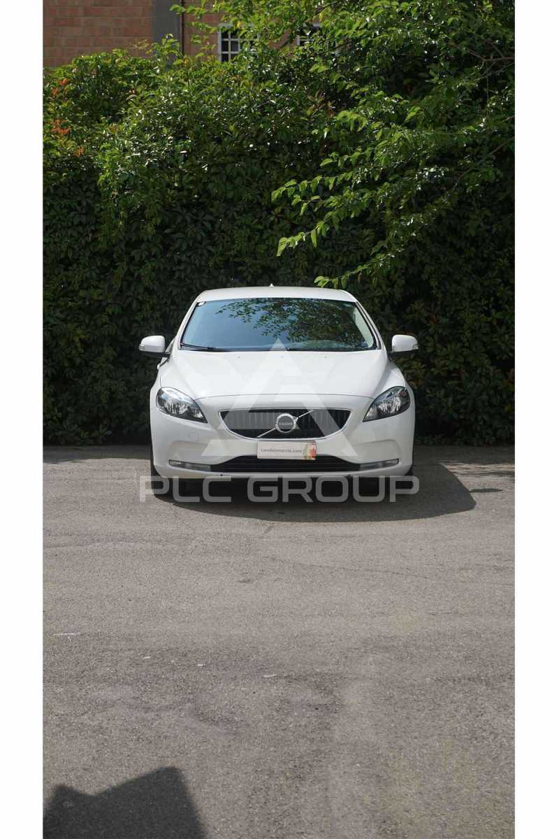 2018 Volvo V40