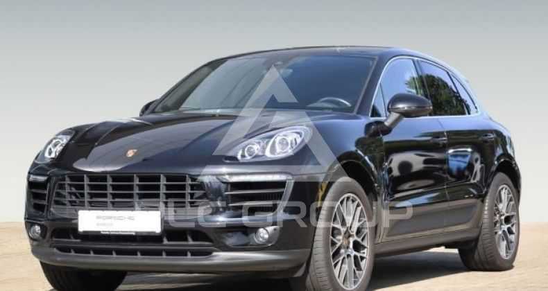 2018 Porsche MACAN