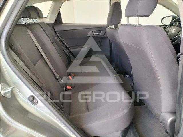 2018 Toyota AURIS