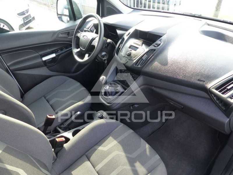 2018 Ford Tourneo