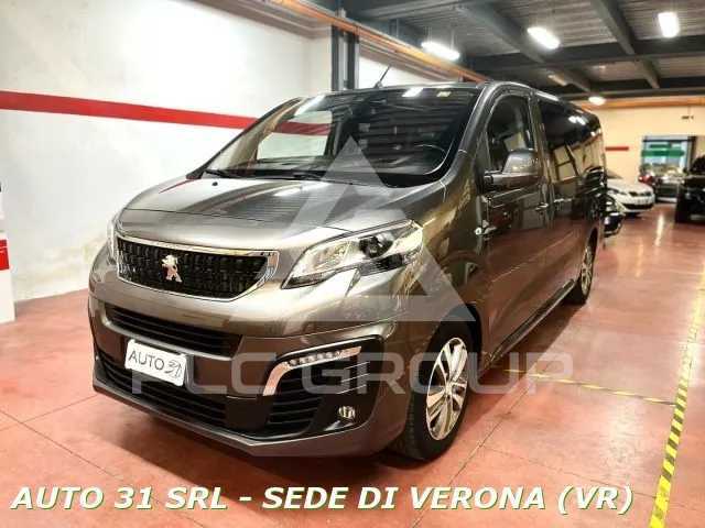 2018 Peugeot Traveller