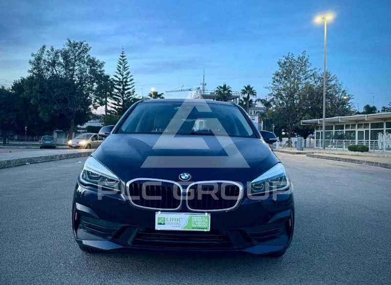 2019 BMW 218