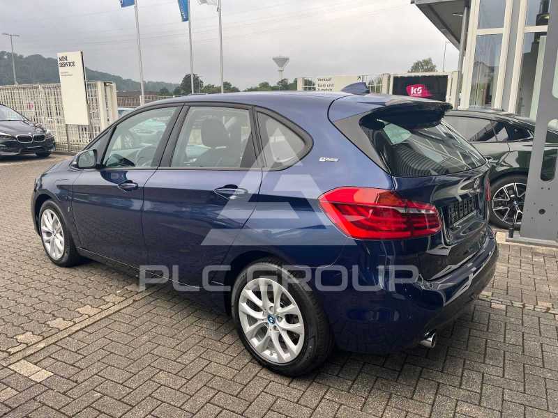 2019 BMW 218