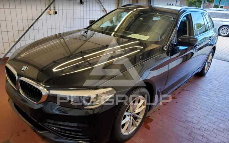 2019 BMW 523