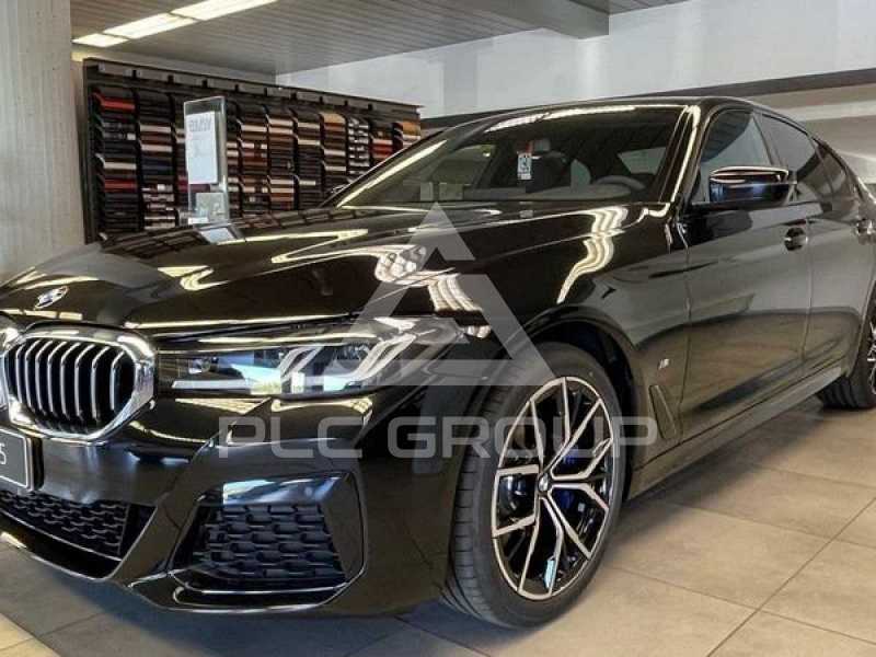 2019 BMW 523