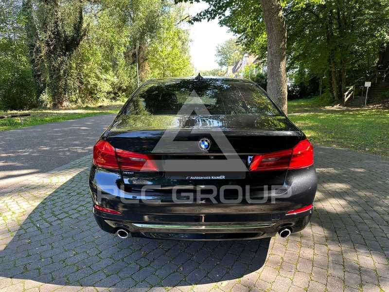 2019 BMW 523