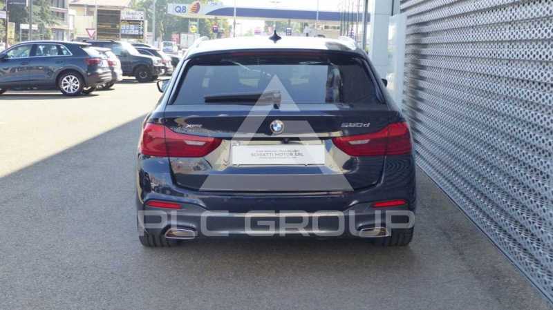 2019 BMW 523