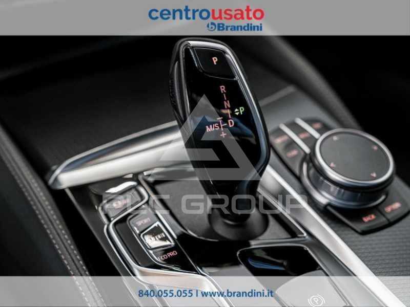 2019 BMW 120
