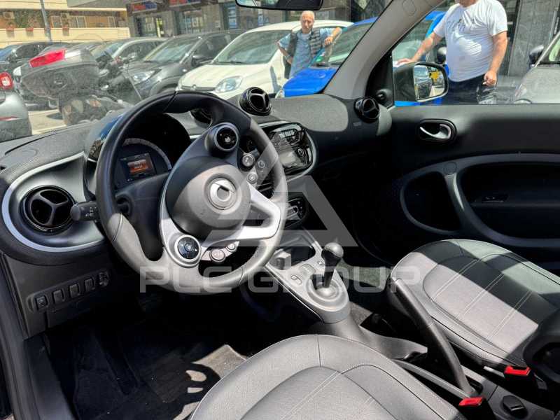 2019 Smart FORTWO