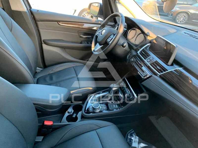 2020 BMW 218
