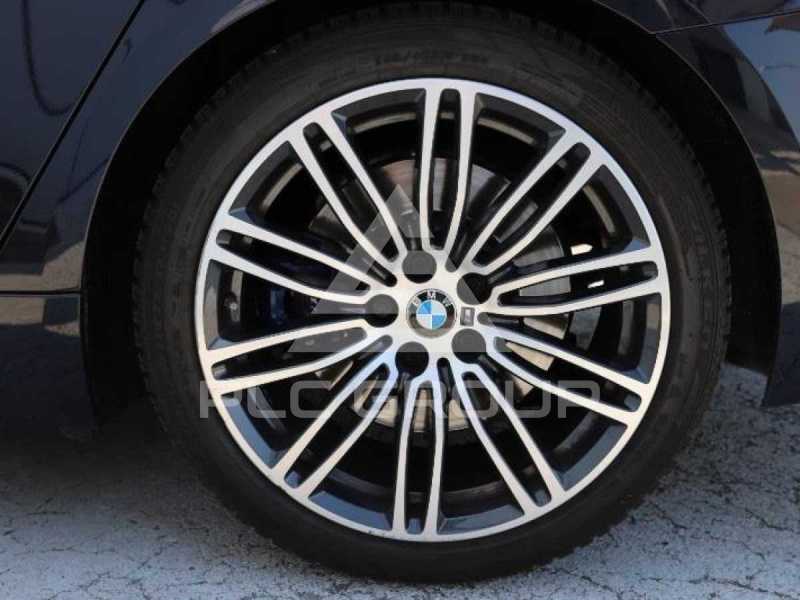 2020 BMW 523