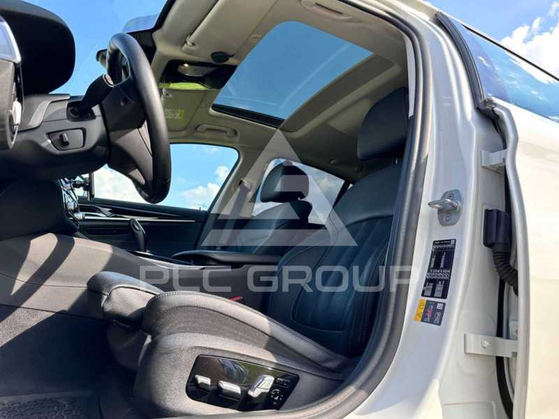 2020 BMW 523