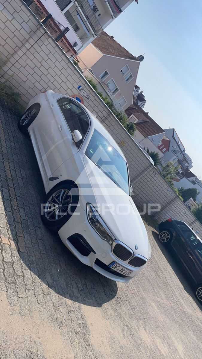 2020 BMW 523