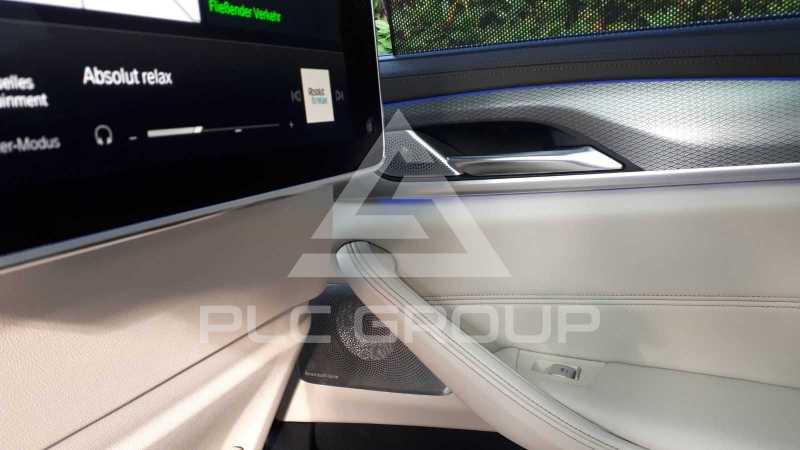 2020 BMW 523