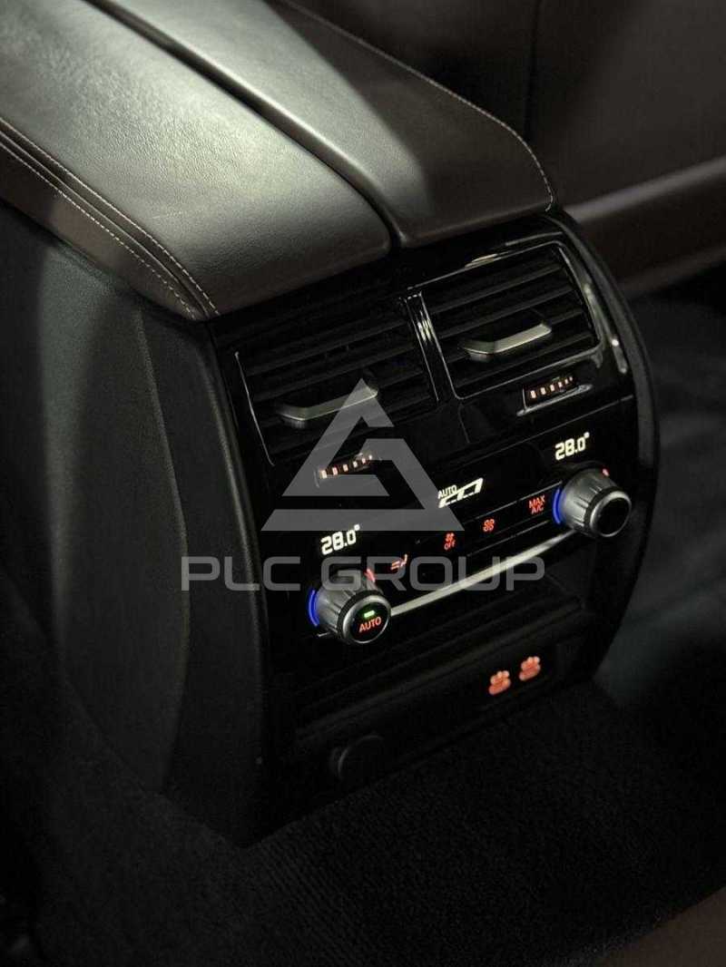 2020 BMW 523