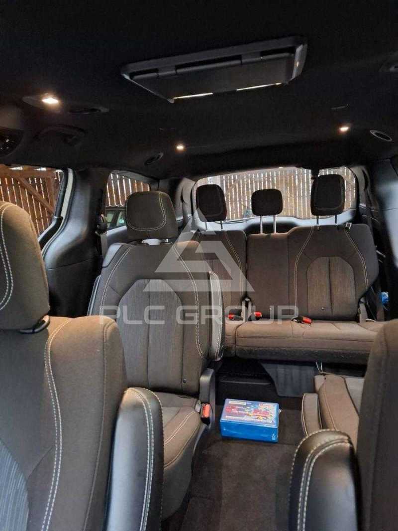 2020 Chrysler PACIFICA