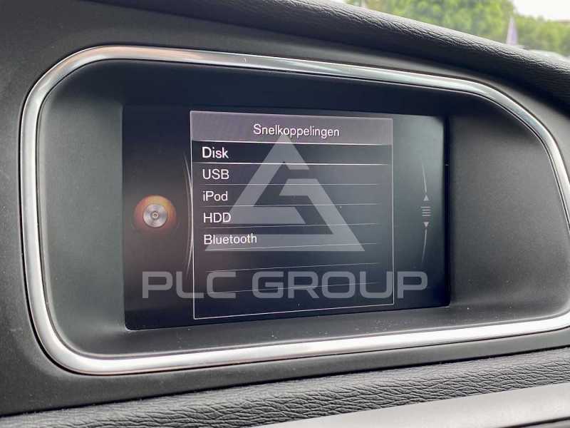 2020 Volvo V40