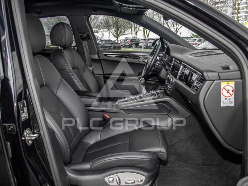 2020 Porsche MACAN