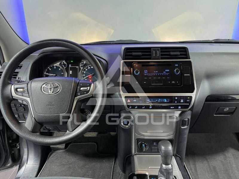2020 Toyota LAND CRUISER