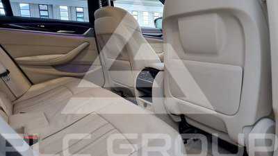 2021 BMW 523