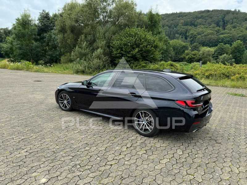 2021 BMW 523