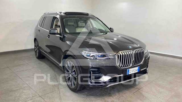 2021 BMW X7