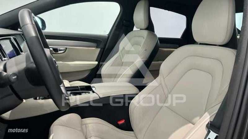 2021 Volvo S90