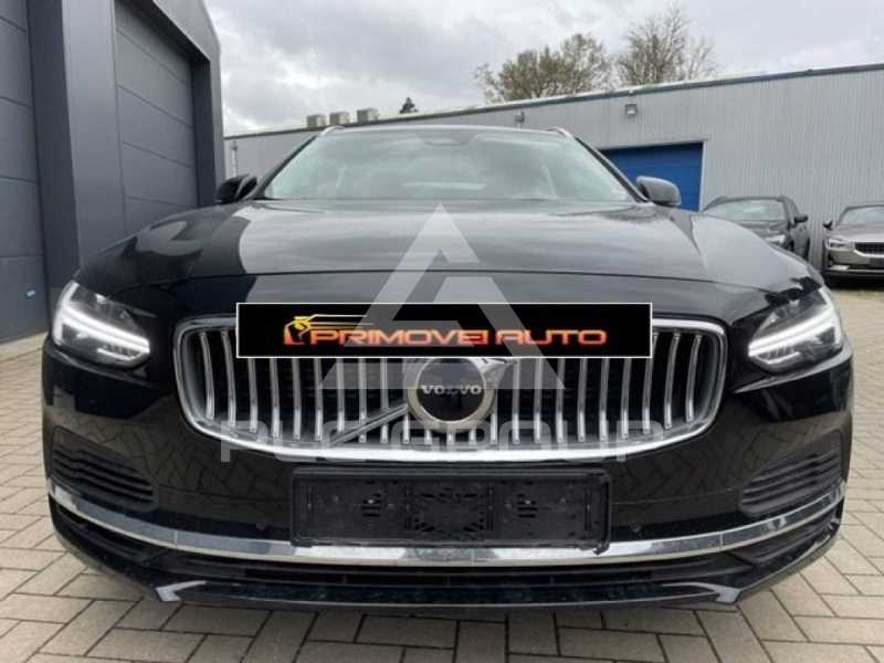 2021 Volvo V90