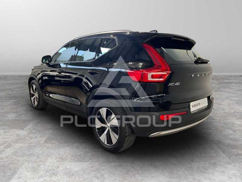 2021 Volvo XC40