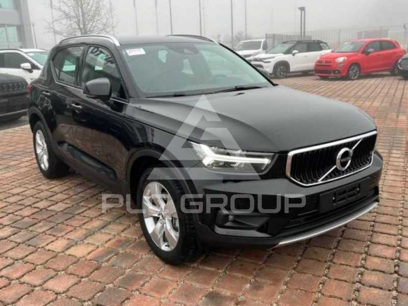 2021 Volvo XC40